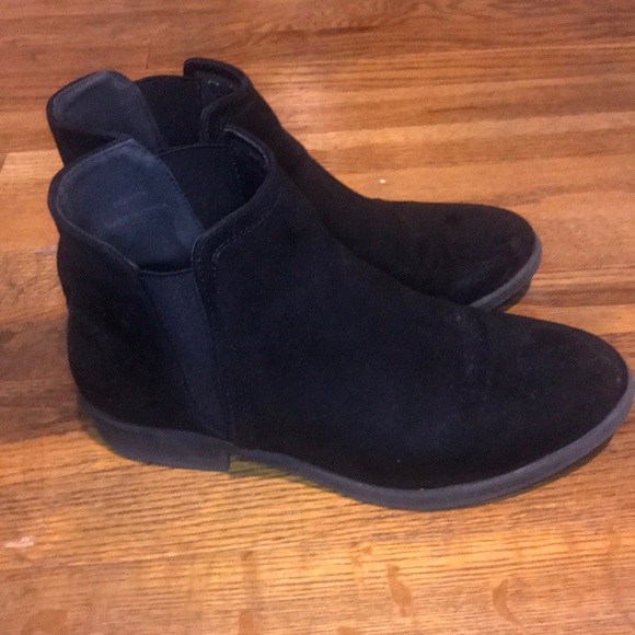 Booties - Picture 4 of 4